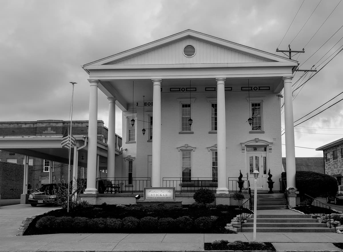 Henderson-vanatta-stickle Funeral & Cremation Service - Main photo