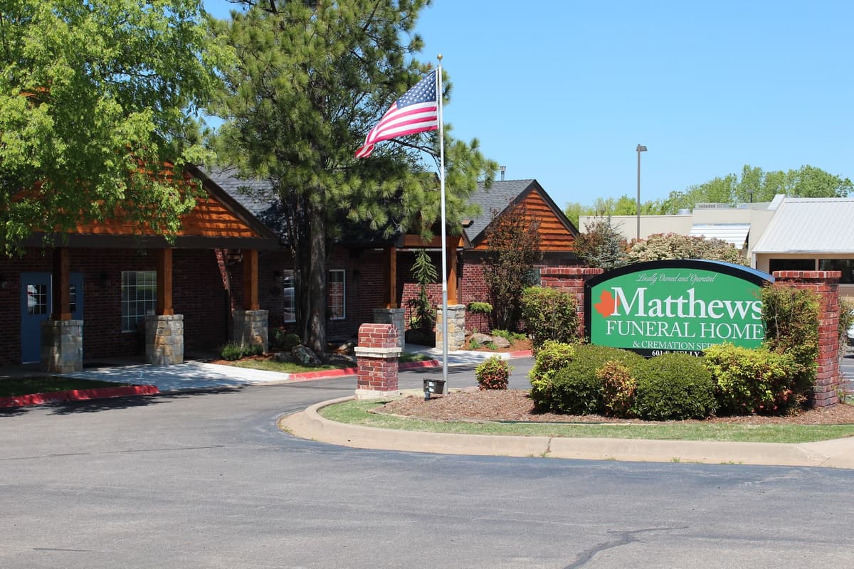 Matthews Funeral Home & Cremation Service - Main photo